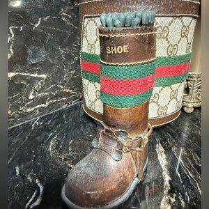 Extremely rare GUCCI “the shoe “ boot ! Leather holder w/matches ! Candle